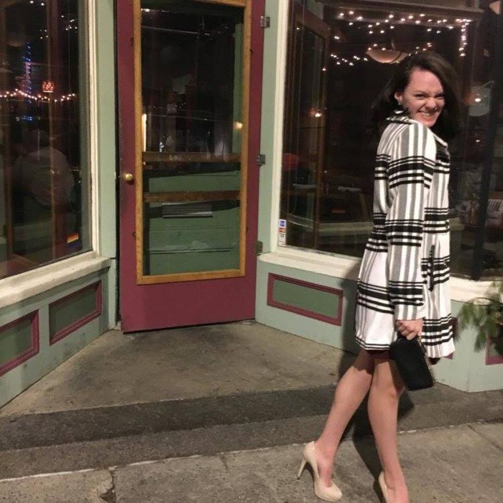 Meet your Posher, Courtney